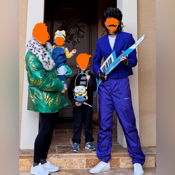 Balthazar Bratt Outfit from Despicable Me - Picture 11 of 12